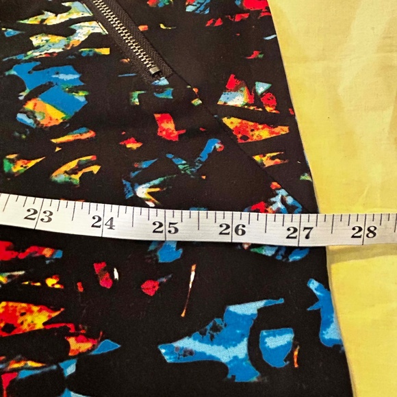 NEW PHOTOS! PANTS, BLACK MULTICOLOUR, SIZE 5, VISCOSE SOFT FABRIC, FRONT FLY, - Picture 2 of 16